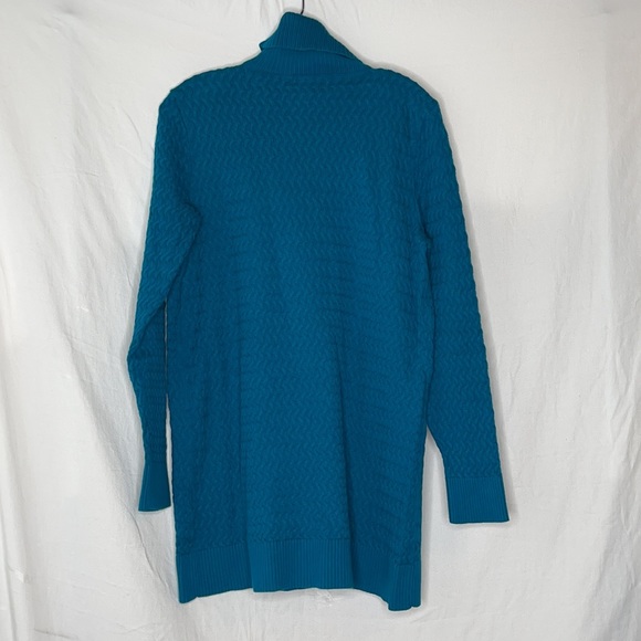 Turquoise cable knit turtle neck long sweater - Picture 2 of 4